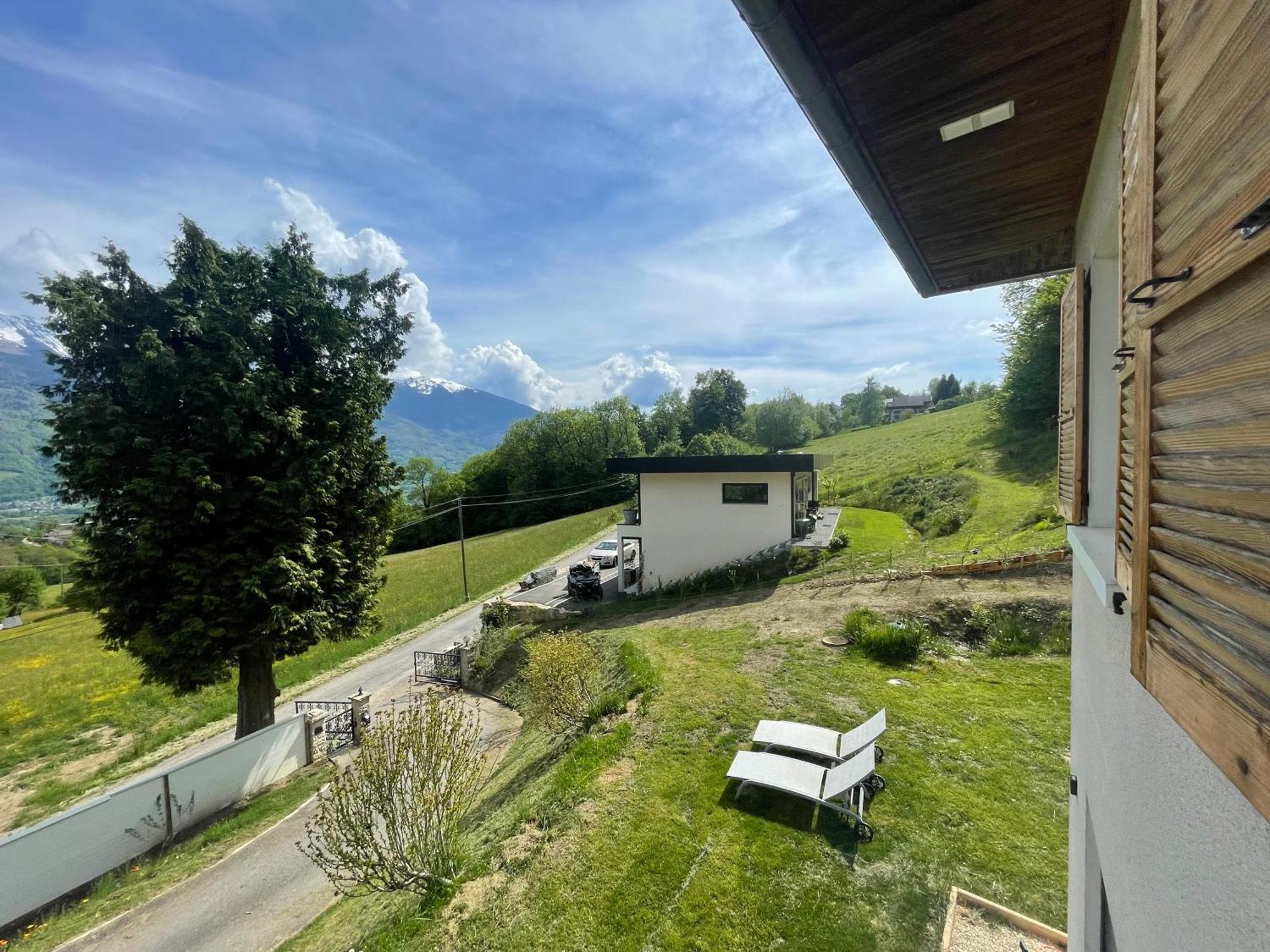 Petit Logement Cosy Dans Maison Au Calme Verrens-Arvey 外观 照片